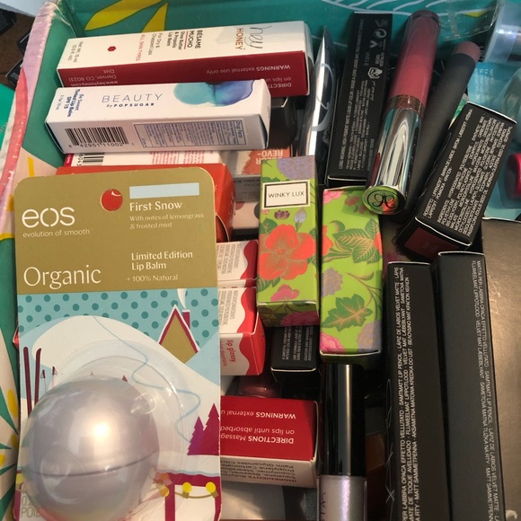 All Lip Beauty Box(New) - Picture 8 of 8
